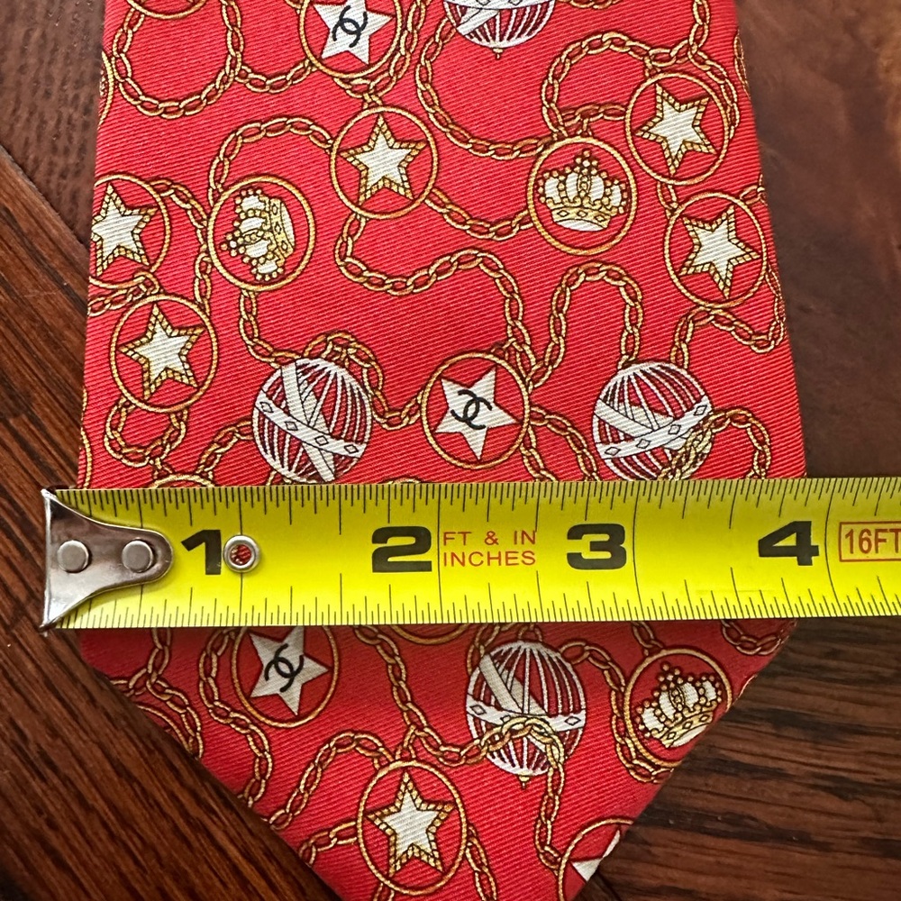 Chanel Red Patterned Tie - Picture 12 of 16
